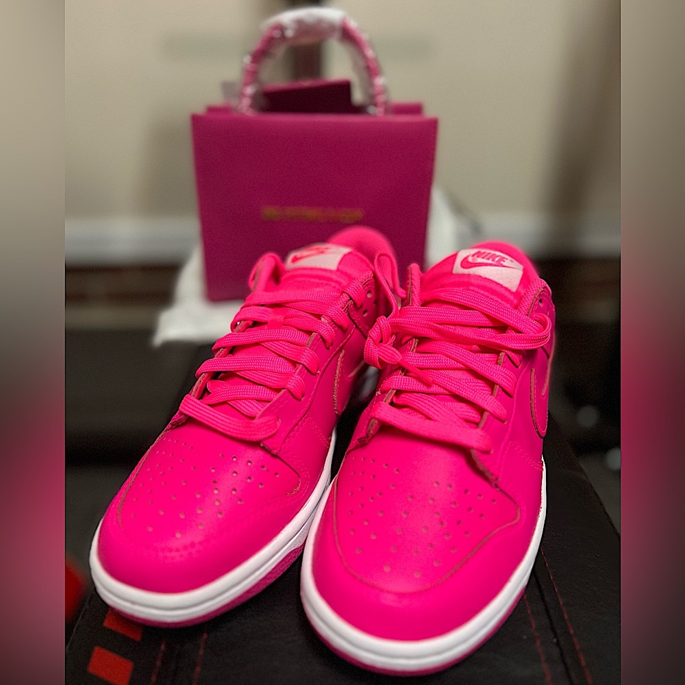 Both New, Selling as a set! Nike Dunk Sz 7 in Hyper Pink and ESR tote in Pink!